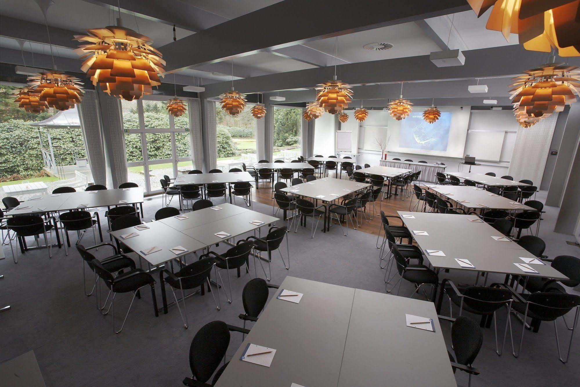 Skarrildhus Sinatur Hotel & Konference מראה חיצוני תמונה